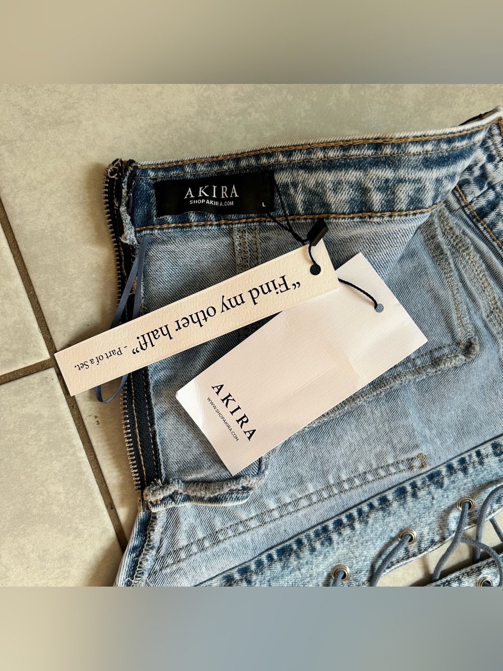 Akira TIED UP DENIM CORSET - Picture 7 of 8